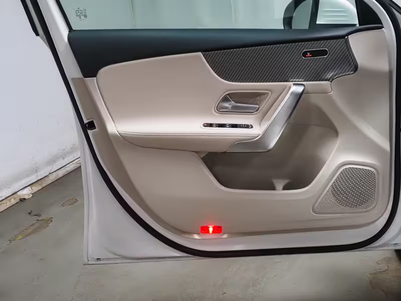 Mercedes-Benz A 200 d Progressive Navi LED Leder W-Paket A 200 - Bild 10