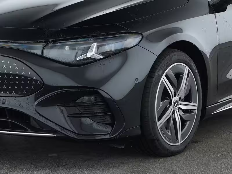 Mercedes-Benz CLA 350 4MATIC mit EQ Technologie AUT LM SpurH CLA 350 - Bild 4