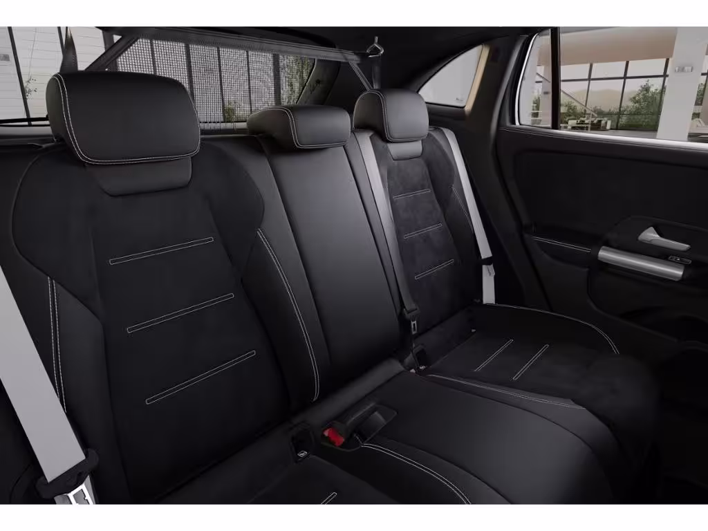 Mercedes-Benz GLA 250 e AUT LM SoundSys SpurH GLA 250 - Bild 12