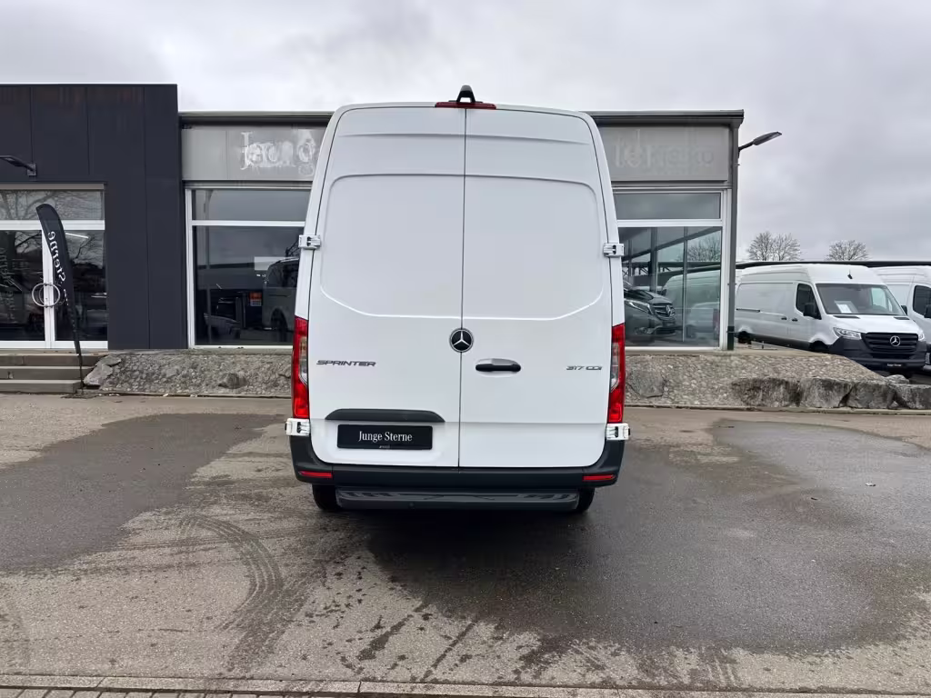Mercedes-Benz Sprinter 317 CDI KA/L2H2/3665/MBUX/NAVI/KLIMA/360°/KAMERA/ - Bild 4