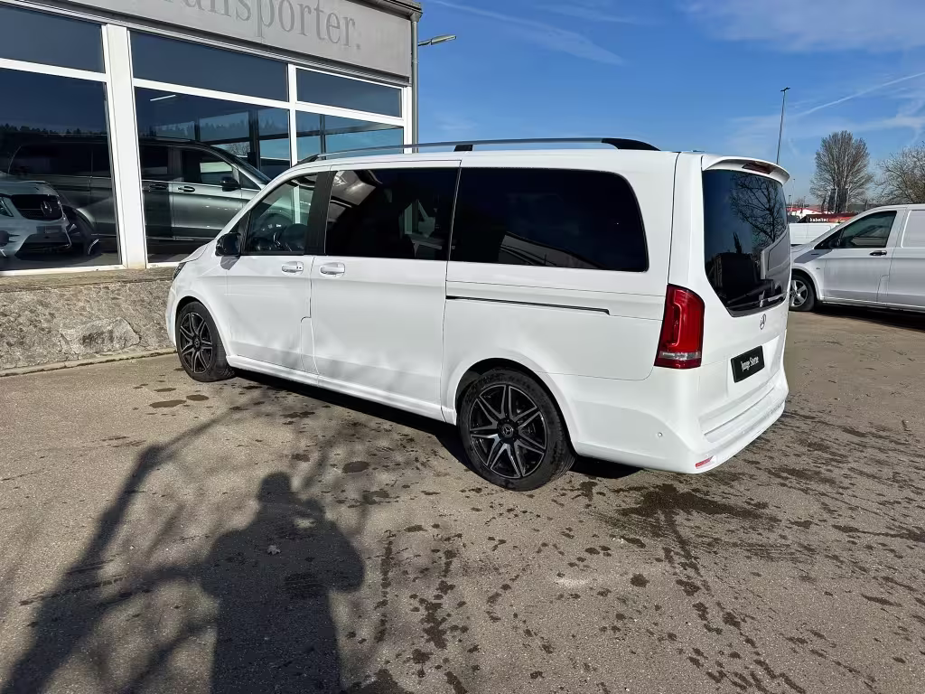 Mercedes-Benz V 220 d EDITION/AMG/MBUX/NAVI/KAMERA/LED(ILS)/TISCH/AHK/EASY-PACK/ - Bild 3