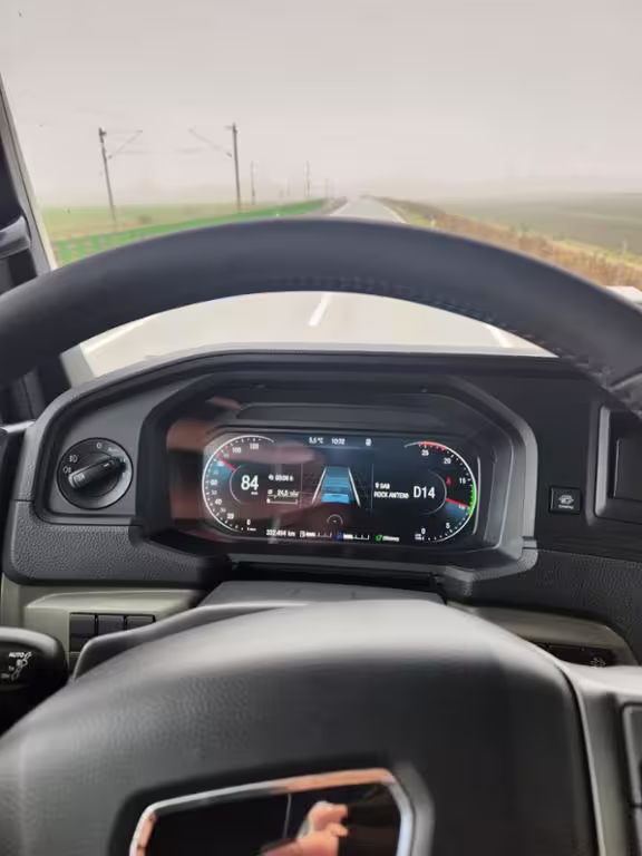 MAN TGX18.510 4x2 ACC AUT KlimaA LM Luft Standh. - Bild 10