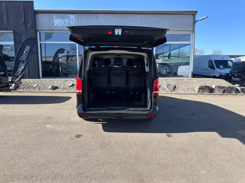 Mercedes-Benz V 300 d AVANTGARDE/ALLRAD/4*4/MBUX/DISTRONIC/360°/LED(ILS)/AHK2,5t/ELEKT.TÜREN/ - Bild 5