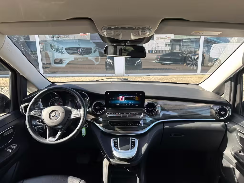 Mercedes-Benz V 300 d AVANTGARDE/ALLRAD/4*4/MBUX/DISTRONIC/360°/LED(ILS)/AHK2,5t/ELEKT.TÜREN/ - Bild 9