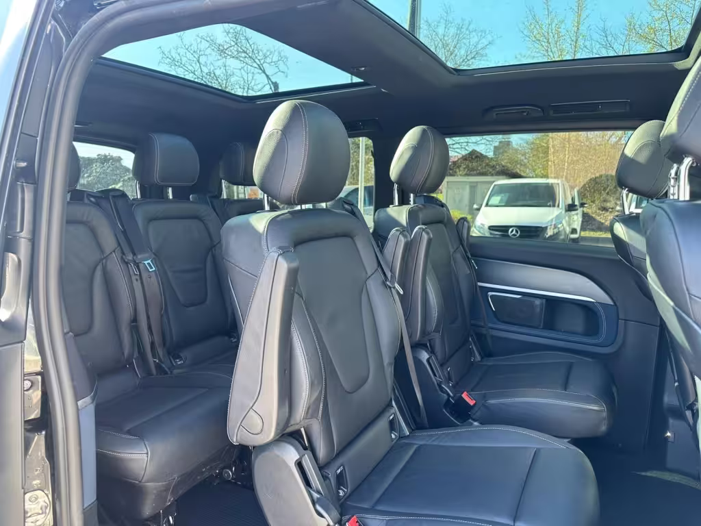 Mercedes-Benz EQV 300 AVANTGARDE/AIRMATIC/PANO/MBUX/NAVI/BURMESTER/DISTRONIC/360°/ EQV - Bild 8