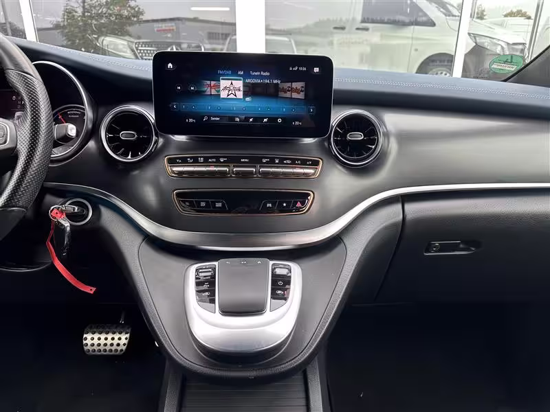 Mercedes-Benz EQV 300 AVANTGARDE/MBUX/NAVI/90kWh/DISTRONIC/360°/ELEKT.TÜREN/ - Bild 10