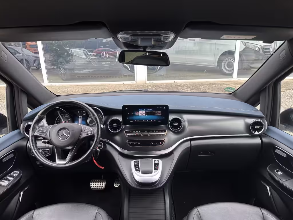 Mercedes-Benz EQV 300 AVANTGARDE/MBUX/NAVI/90kWh/DISTRONIC/360°/ELEKT.TÜREN/ - Bild 9