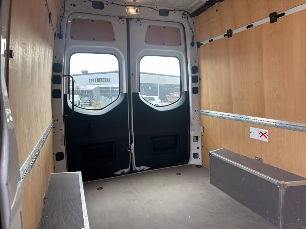 Mercedes-Benz Sprinter 315 CDI KA/L2H2/3665/KLIMA/HOLZBODEN/MBAUDIO/ Sprinter - Bild 9