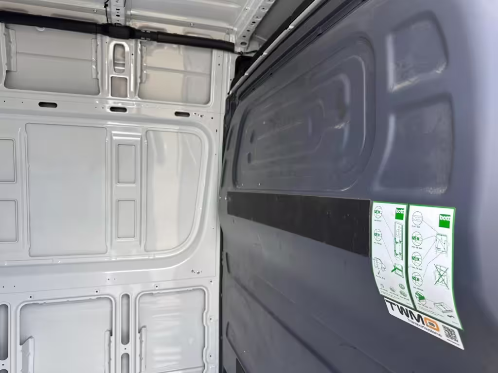 Mercedes-Benz Sprinter 317 CDI KA/L2H2/3665/MBUX/STANDHEIZUNG/KLIMA/KAMERA/AHK/ Sprinter - Bild 9