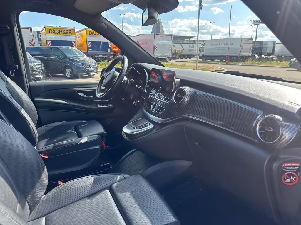 Mercedes-Benz EQV 300 AVANTGARDE/MBUX/LIEGE-PAKET/DISTRONIC/ELEKT.TÜREN/NAVI/360°/LED(ILS)/ EQV - Bild 12
