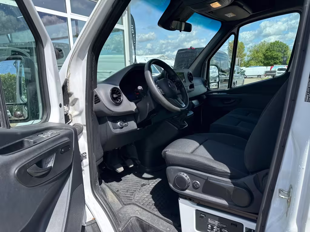 Mercedes-Benz Sprinter 314 CDI KA/L2H2/3924/MBUX/NAVI/KLIMA/KAMERA/AHK/ Sprinter - Bild 12