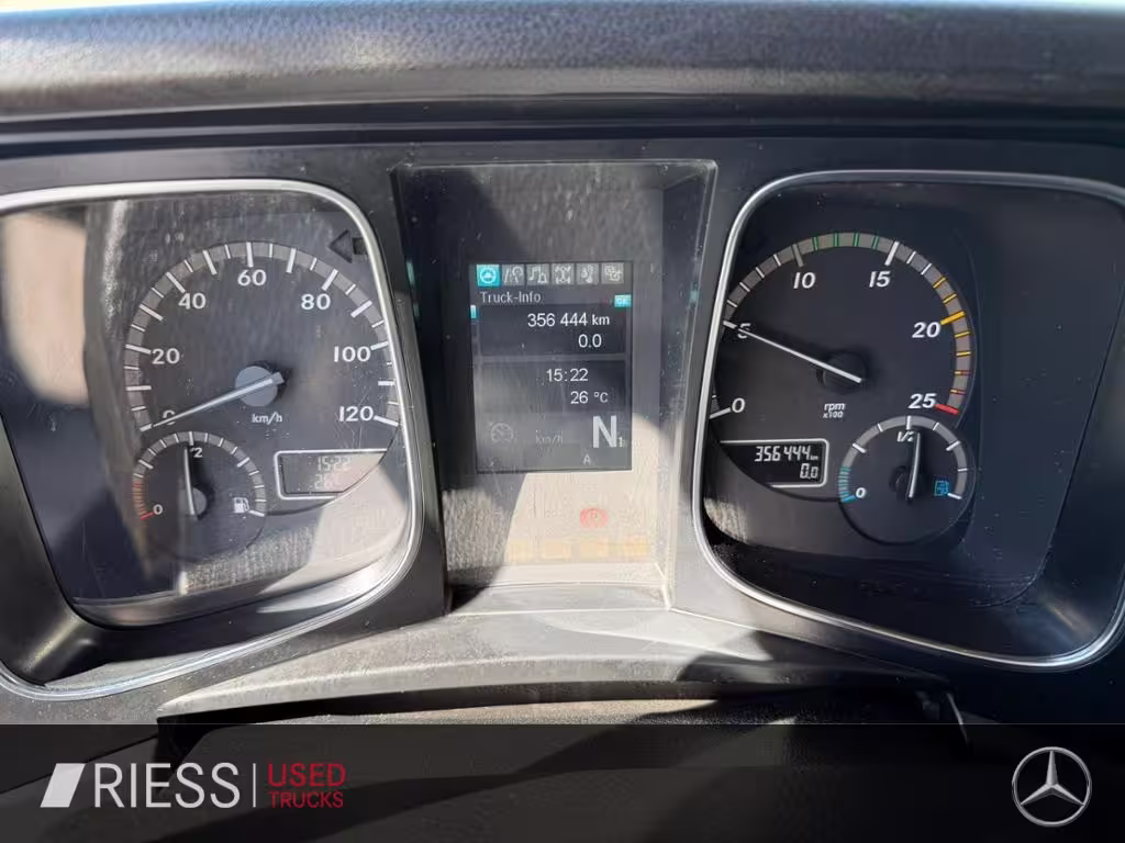 Mercedes-Benz Mercedes Benz 3 Achser 6x2 AUT LM ANDERE - Bild 13