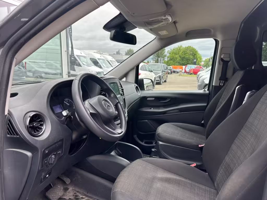 Mercedes-Benz eVito 111 KA/LANG/BOTTREGAL/PDC/KAMERA/KLIMA/35kWh/ eVito - Bild 12