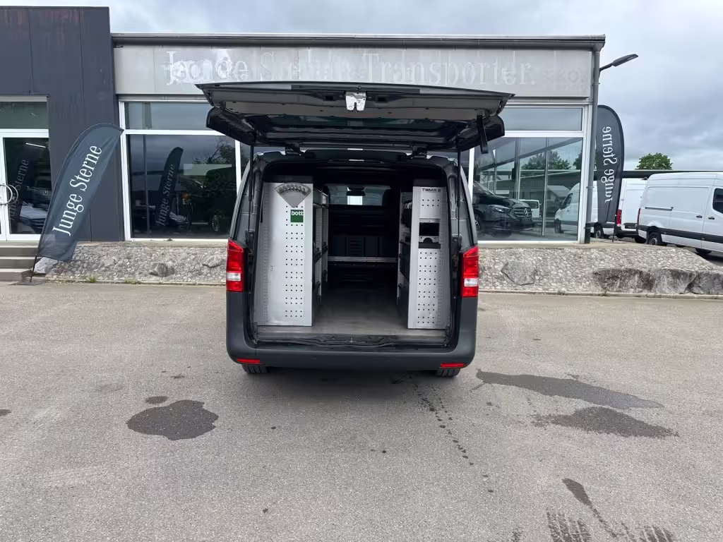 Mercedes-Benz eVito 111 KA/LANG/BOTTREGAL/PDC/KAMERA/KLIMA/35kWh/ eVito - Bild 6