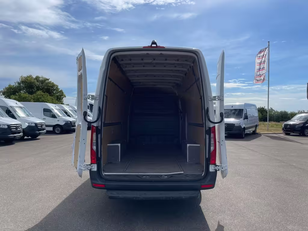 Mercedes-Benz Sprinter 317 CDI MAXI/L3H2/4325/MBUX/NAVI/KLIMA/360°/SCHWINGSITZ/ Sprinter - Bild 6