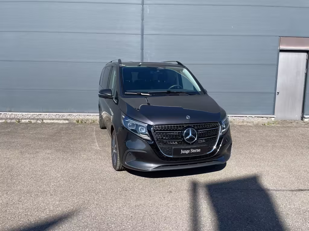 Mercedes-Benz V 300 d STYLE/ALLRAD/4*4/MBUX/NAVI/LENKRADHEIZUNG/360°/AHK2,5t/ELEKT.TÜRE/ V 300 - Bild 2