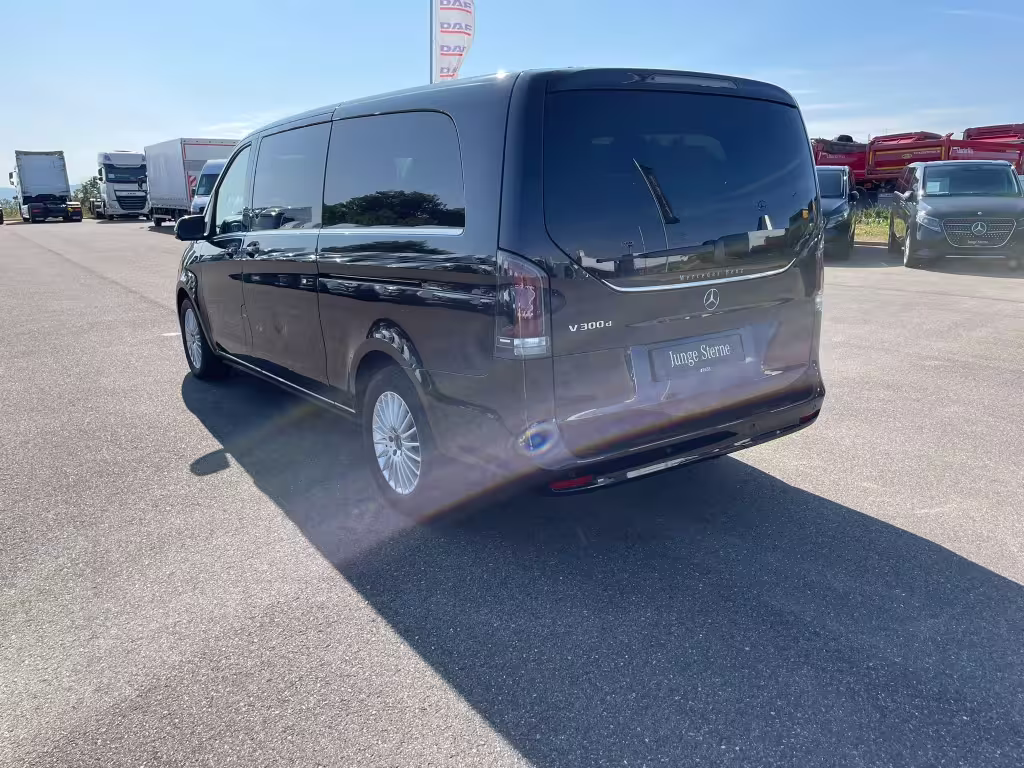 Mercedes-Benz V 300 d AVANTGARDE/EXTRALANG/MBUX/NAVI/ELEKT.TÜREN/360°/AHK2,5t/STANDHEIZUNG/ V 300 - Bild 4