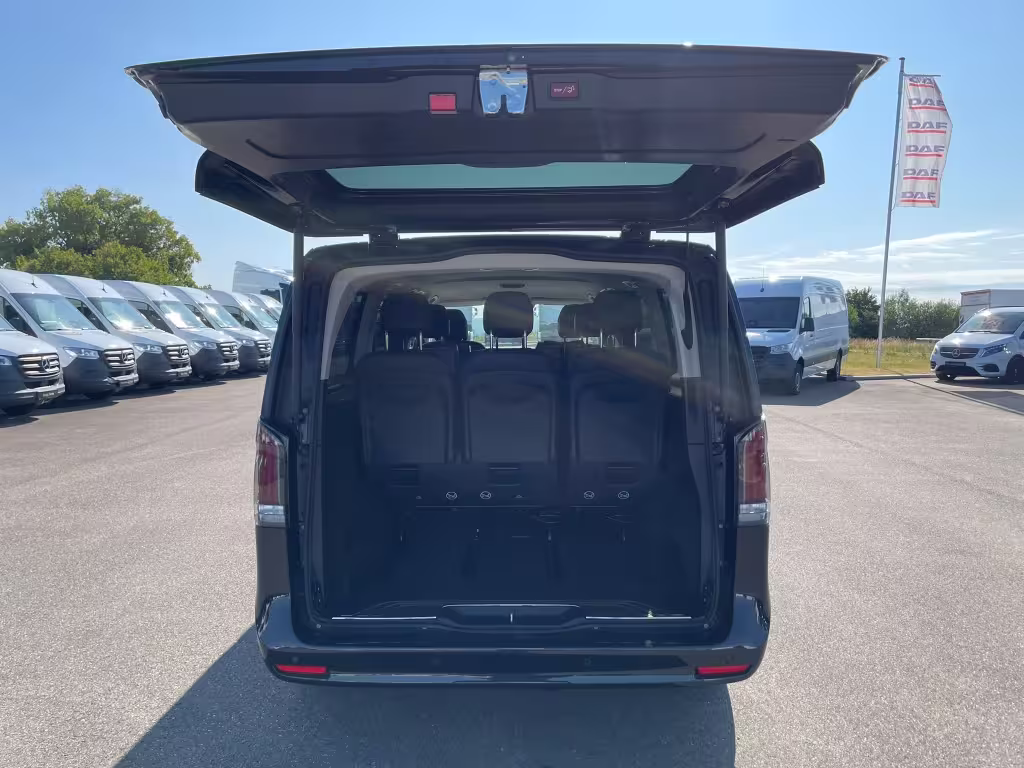Mercedes-Benz V 300 d AVANTGARDE/EXTRALANG/MBUX/NAVI/ELEKT.TÜREN/360°/AHK2,5t/STANDHEIZUNG/ V 300 - Bild 6