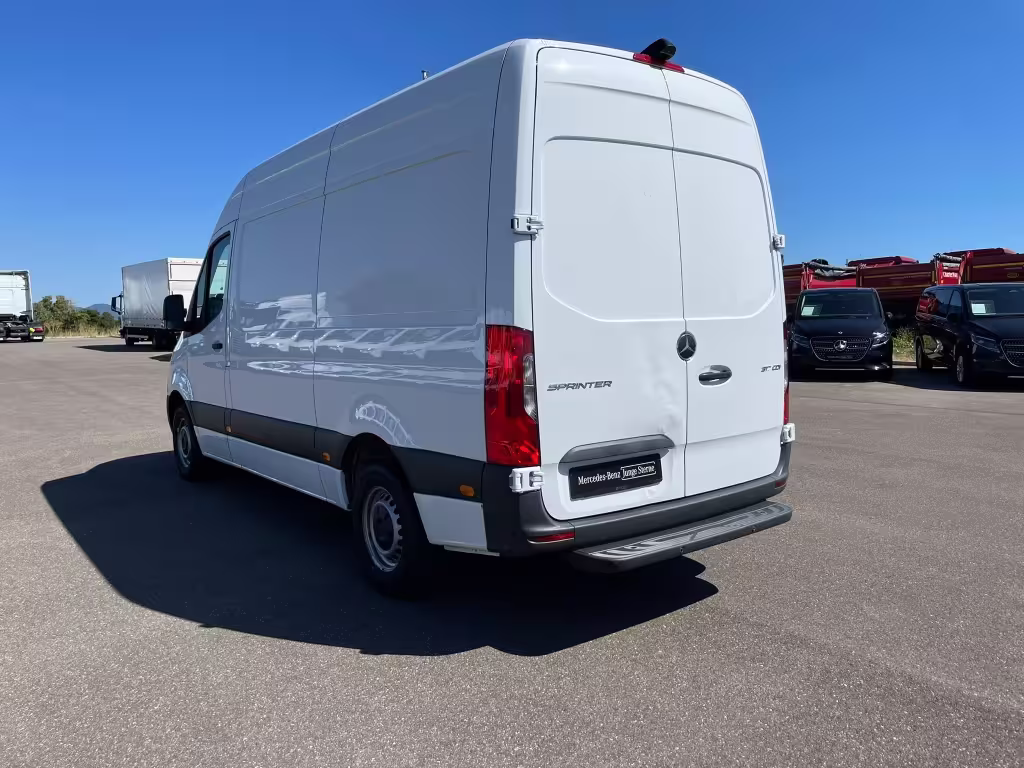 Mercedes-Benz Sprinter 317 CDI KA/L2H2/3665/MBUX/AUTOMATIK/KAMERA/TEMPOMAT/ Sprinter - Bild 4