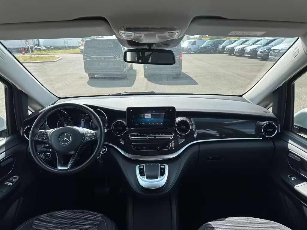 Mercedes-Benz EQV 300/MBUX/90kWh/NAVI/KAMERA/AMBIENTE/TEMPOMAT/ EQV - Bild 10