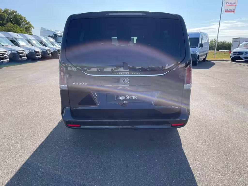 Mercedes-Benz V 300 d AVANTGARDE/EXTRALANG/MBUX/NAVI/ELEKT.TÜREN/DISTRONIC/360°/AHK2,5t/ V 300 - Bild 5