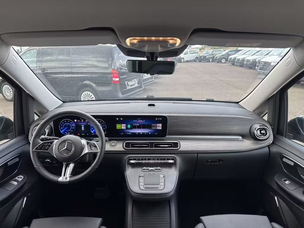 Mercedes-Benz EQV 300 AVANTGARDE/MBUX/AIRMATIC/BURMESTER/90kWh/DISTRONIC/360°/ELEKT.TÜREN/ EQV - Bild 10