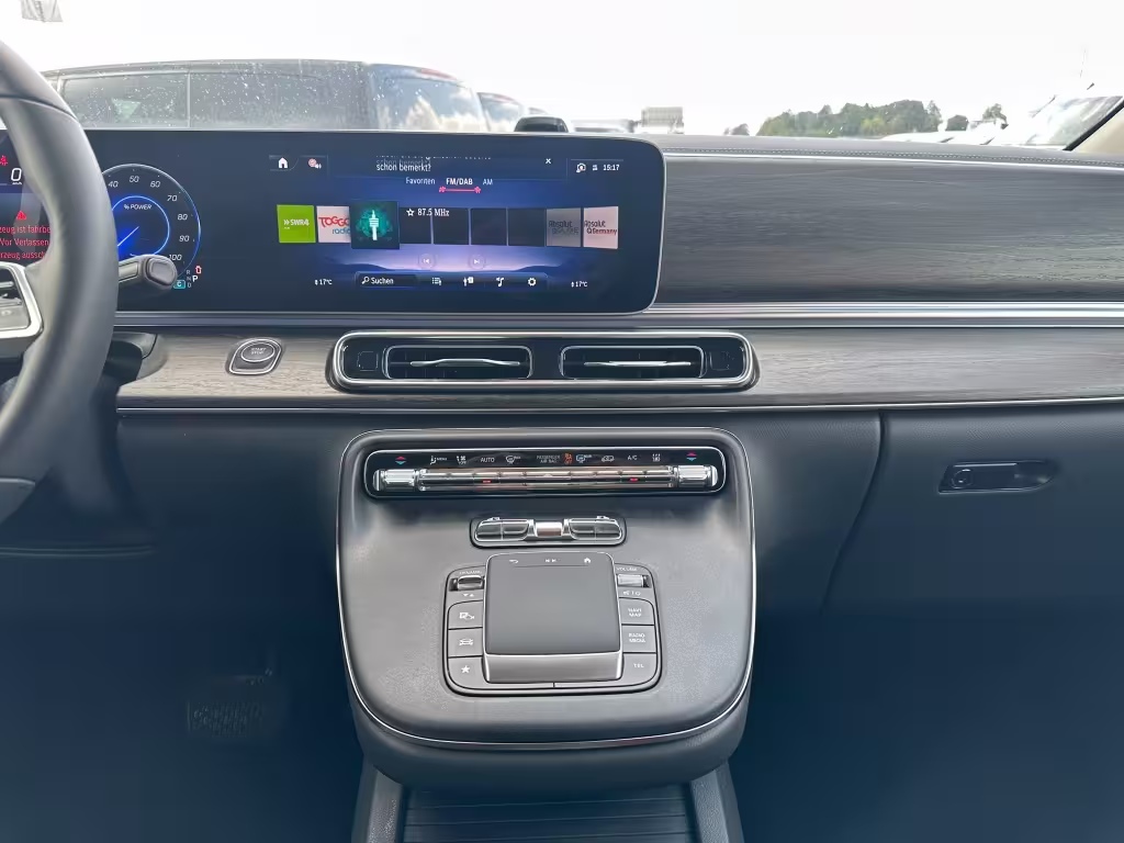 Mercedes-Benz EQV 300 AVANTGARDE/MBUX/AIRMATIC/BURMESTER/90kWh/DISTRONIC/360°/ELEKT.TÜREN/ EQV - Bild 11