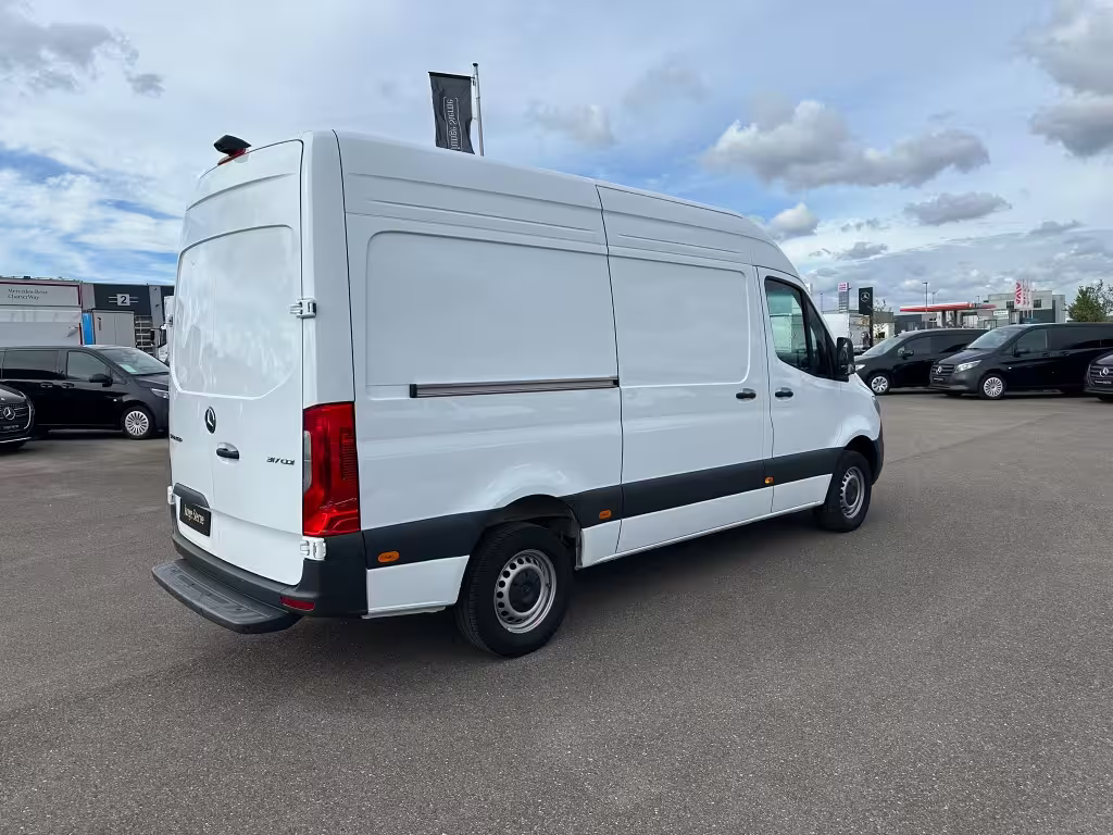 Mercedes-Benz Sprinter 317 CDI Kasten PRO Hochdach Standard LM Sprinter - Bild 8