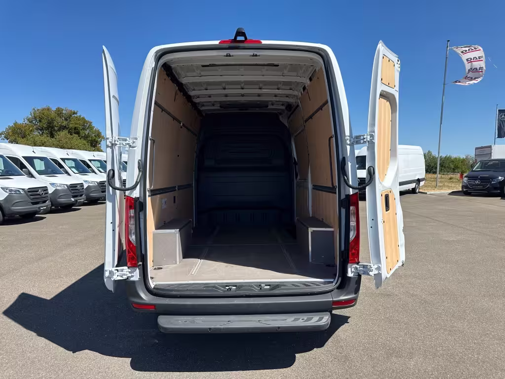 Mercedes-Benz Sprinter 317 CDI KA/L2H2/3665/MBUX/NAVI/AUTOMATIK/KAMERA/WETWIPER/ Sprinter - Bild 7