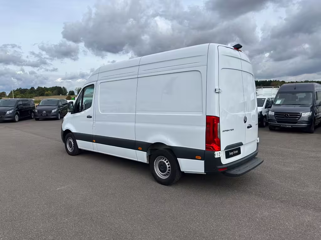 Mercedes-Benz Sprinter 317 CDI Kasten PRO Hochdach Standard LM Sprinter - Bild 4