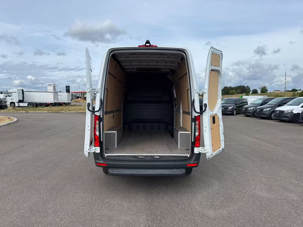 Mercedes-Benz Sprinter 317 CDI Kasten PRO Hochdach Standard LM Sprinter - Bild 6