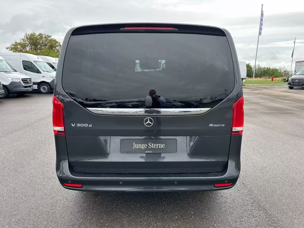 Mercedes-Benz V 300 d AVANTGARDE EDITION/AMG/ALLRAD/4*4/NAVI/BURMESTER/360°/AHK/NIGHT/ V 300 - Bild 7