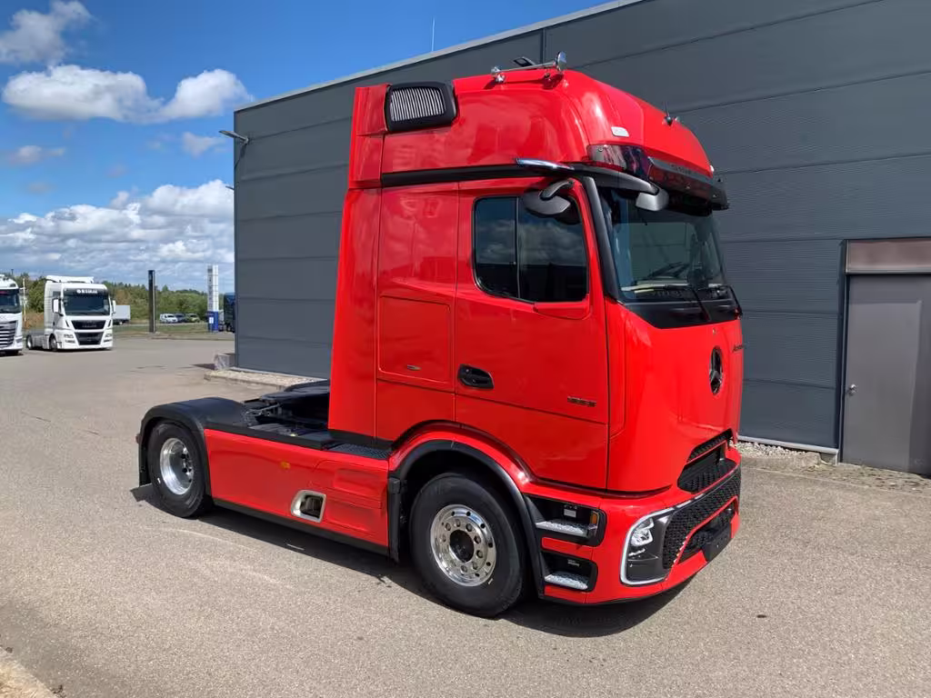 Mercedes-Benz Actros 1853 LS 4x2  ACC AUT LM SpurH ANDERE - Bild 2