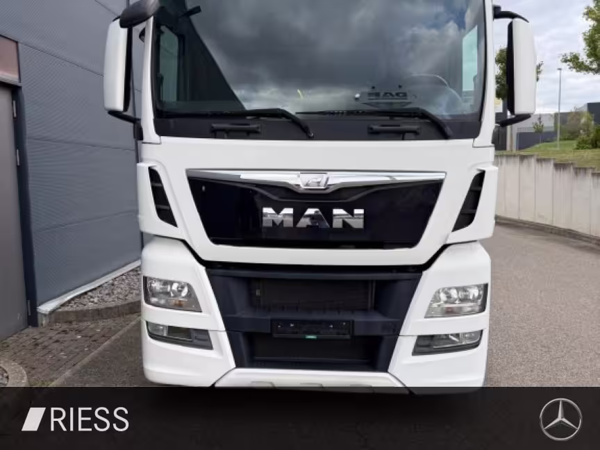 MAN MAN TGX AUT KlimaA LM Luft SHZ SoundSys - Bild 10