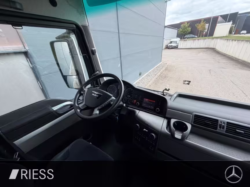 MAN MAN TGX AUT KlimaA LM Luft SHZ SoundSys - Bild 20