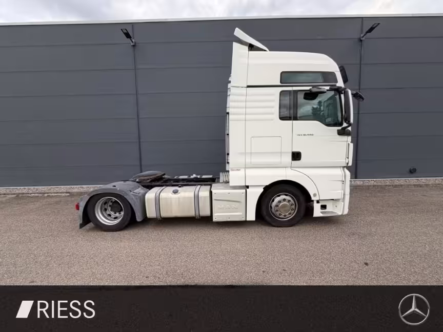 MAN MAN TGX AUT KlimaA LM Luft SHZ SoundSys - Bild 8