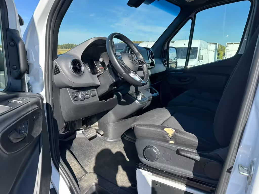 Mercedes-Benz Sprinter 317 CDI KA/MAXI/L3H2/4325/MBUX/NAVI/AUTOMATIK/KLIMA//KAMERA/ Sprinter - Bild 11