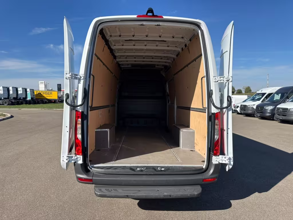 Mercedes-Benz Sprinter 317 CDI KA/MAXI/L3H2/4325/MBUX/NAVI/AUTOMATIK/KLIMA//KAMERA/ Sprinter - Bild 6