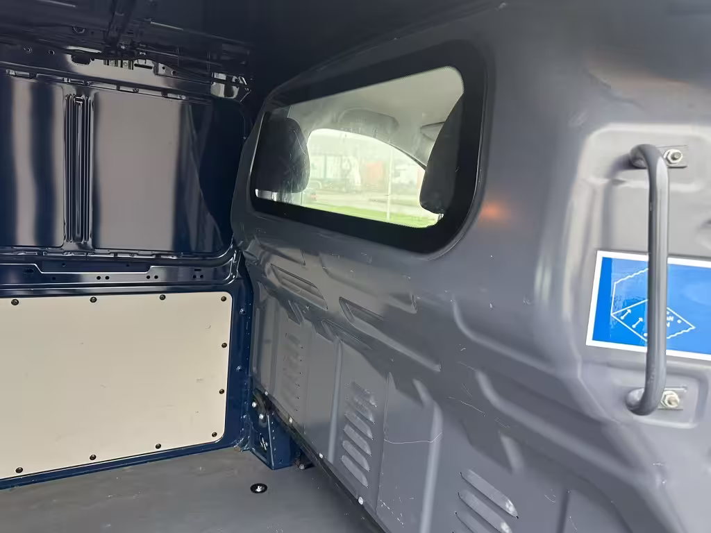 Mercedes-Benz Vito 114 CDI Kasten kompakt Facelift KlimaA LED Vito - Bild 9