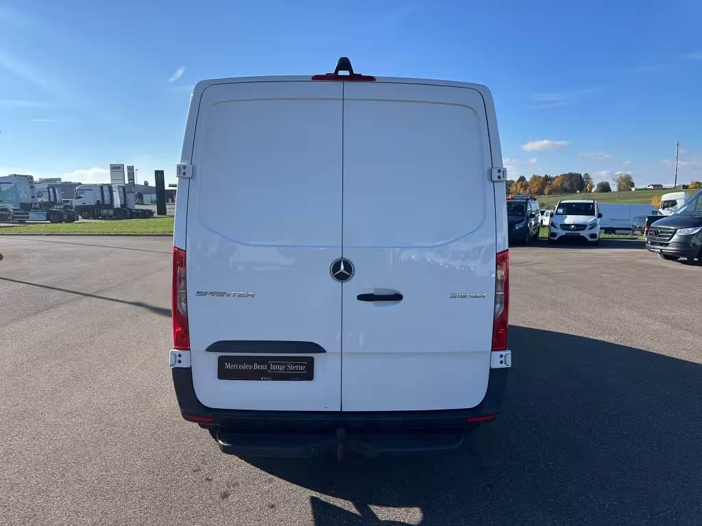 Mercedes-Benz Sprinter 315 CDI KA/L1H1/3259/KAMERA/MBUX/NAVI/STANDHEIZUNG/ Sprinter - Bild 5
