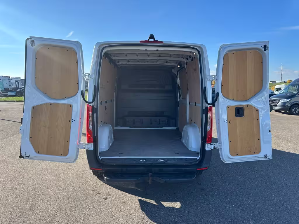 Mercedes-Benz Sprinter 315 CDI KA/L1H1/3259/KAMERA/MBUX/NAVI/STANDHEIZUNG/ Sprinter - Bild 6