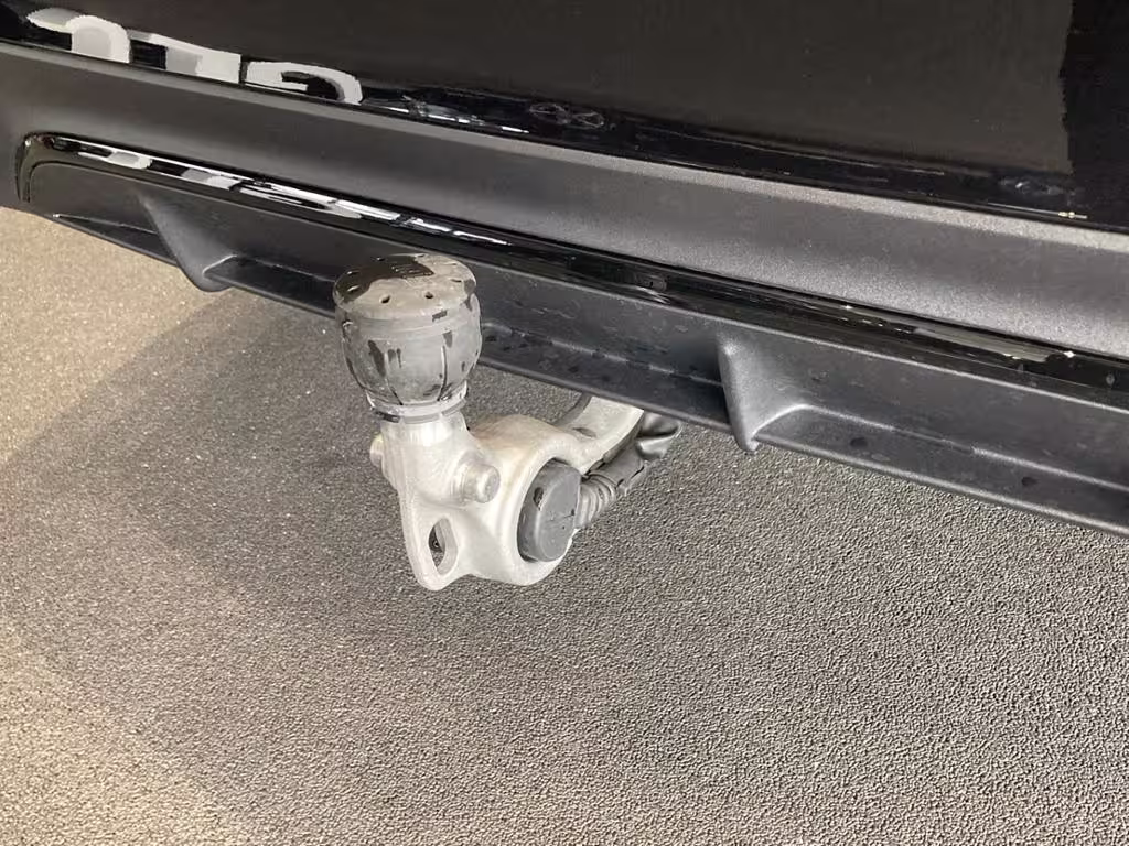 Mercedes-Benz E 300 de AMG PANO AHK  DISTRONIC KEYLESS E 300 - Bild 17