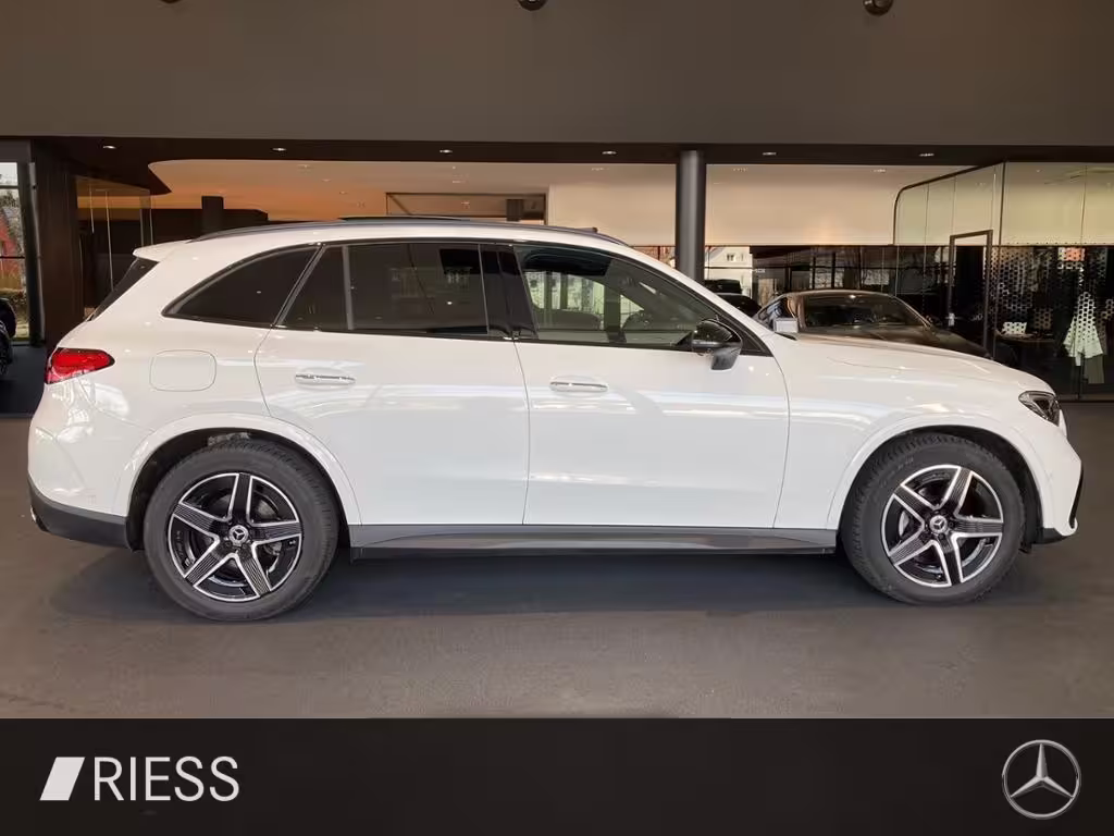 Mercedes-Benz GLC 220 d 4M AMG PANO KEYL 360 DISTRO FAHRASSIS+ GLC 220 - Bild 16