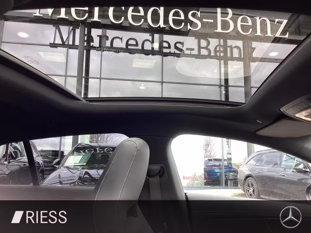 Mercedes-Benz CLA 35 AMG  4M SB Night+Pano+Multib.+Kamera+Amb. - Bild 19