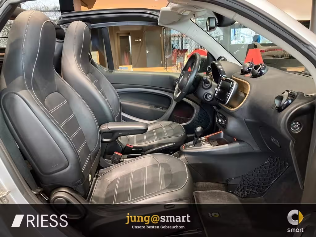 Smart smart EQ Cabrio  Exclusive Prime Schnelllader So ForTwo - Bild 17