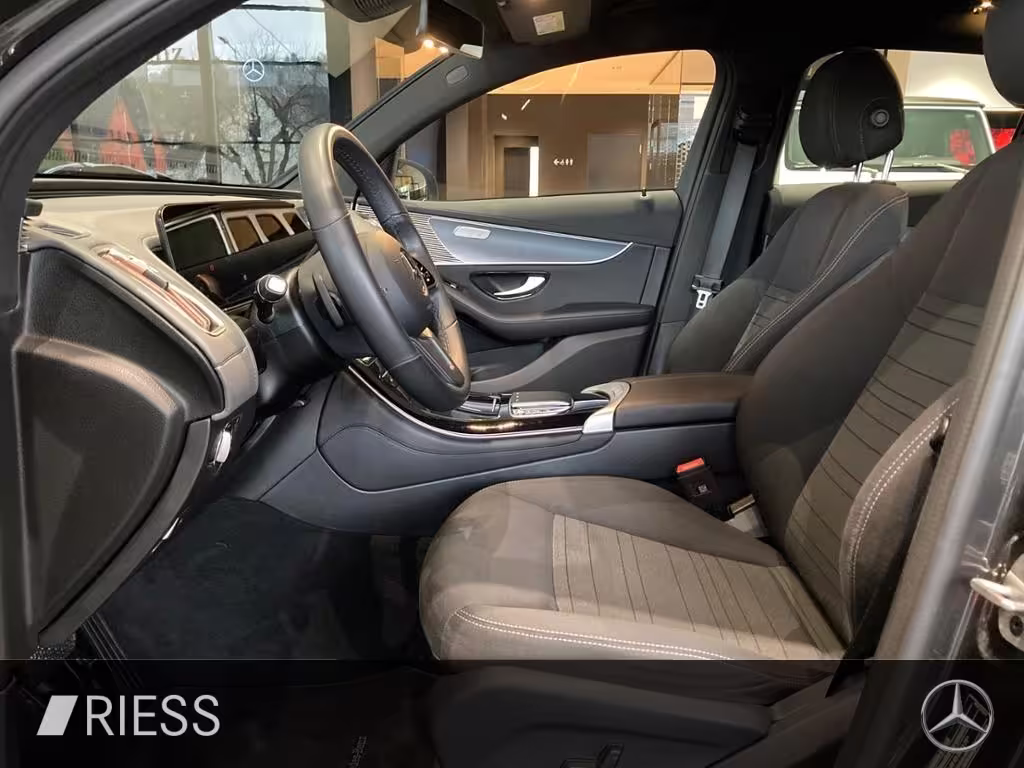 Mercedes-Benz EQC 400 4M AHK 360 19 MULTI SCHNELLADUNG - Bild 11