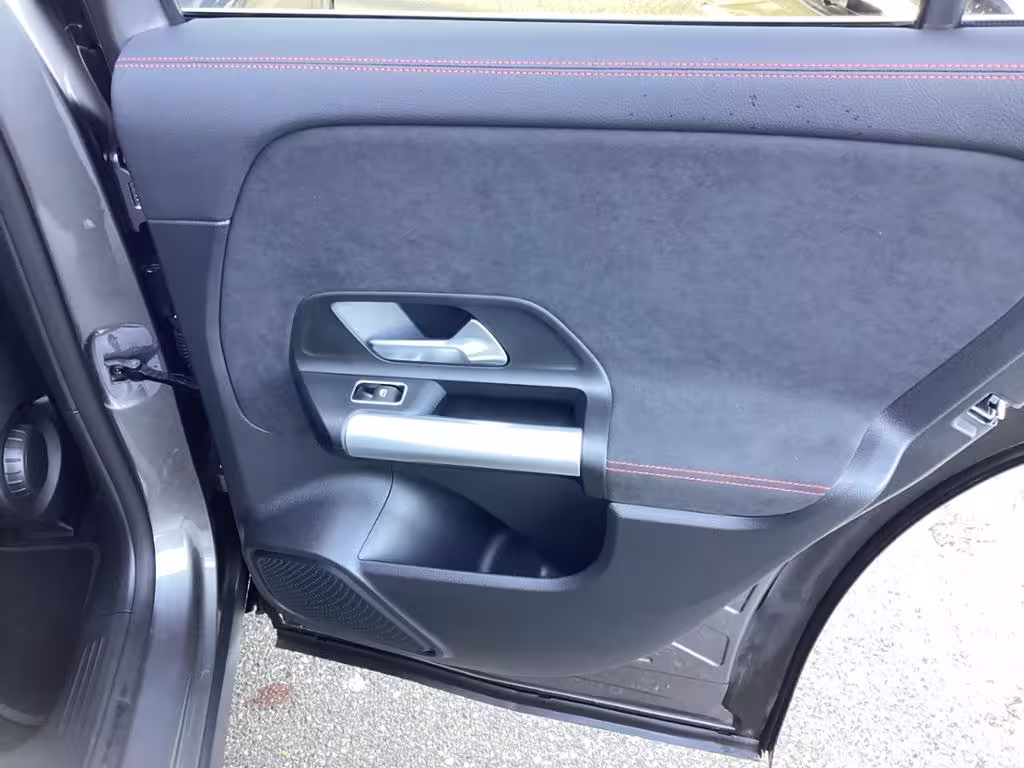 Mercedes-Benz EQA 350 4M AMG+Kamera+PTS+LED+Spiegel-P+Winter-P - Bild 18