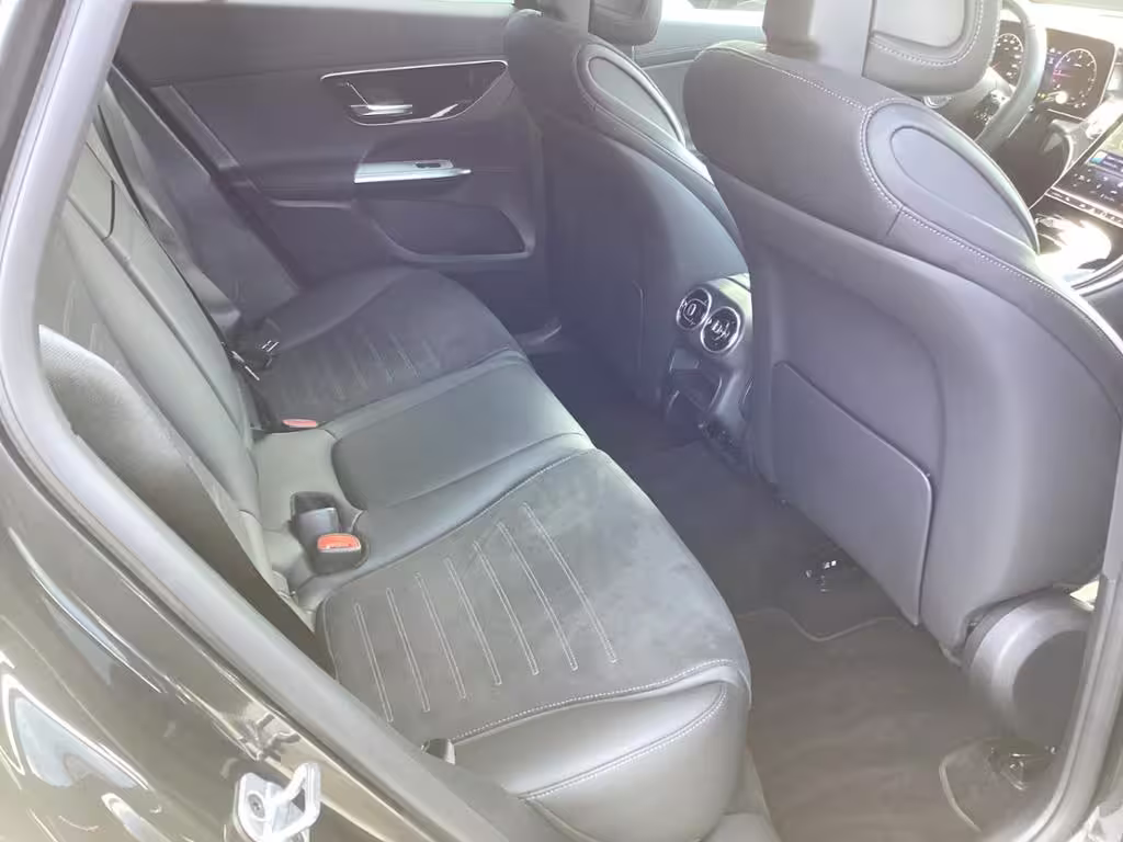 Mercedes-Benz GLC 300 d 4M Cp AMG+Night+Pano+AHK+Kamera - Bild 17