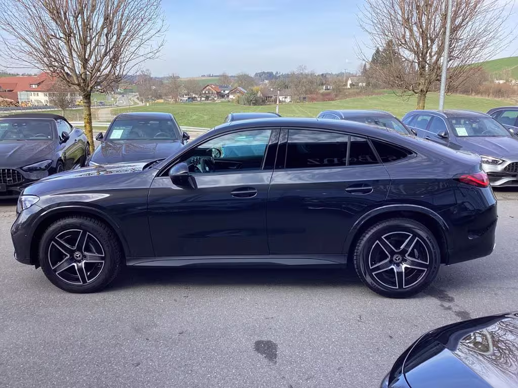 Mercedes-Benz GLC 300 d 4M Cp AMG+Night+Pano+AHK+Kamera - Bild 4