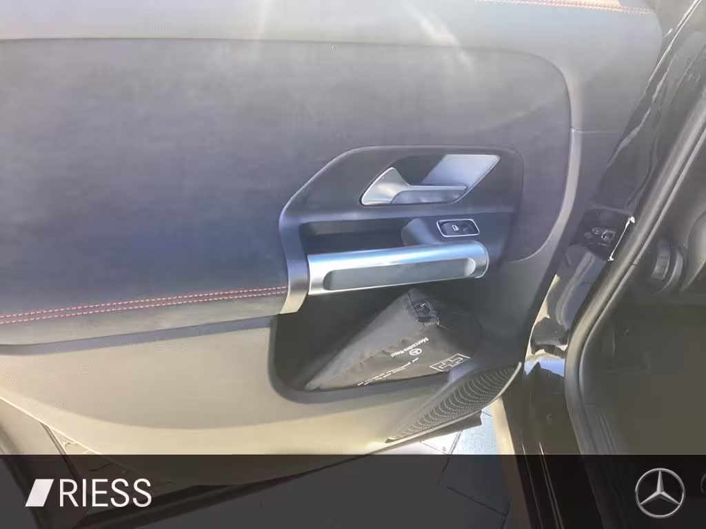 Mercedes-Benz GLB 220 d 4M AMG+7-Sitzer+Night+AHK+Fahrass.P+SH GLB 220 - Bild 8